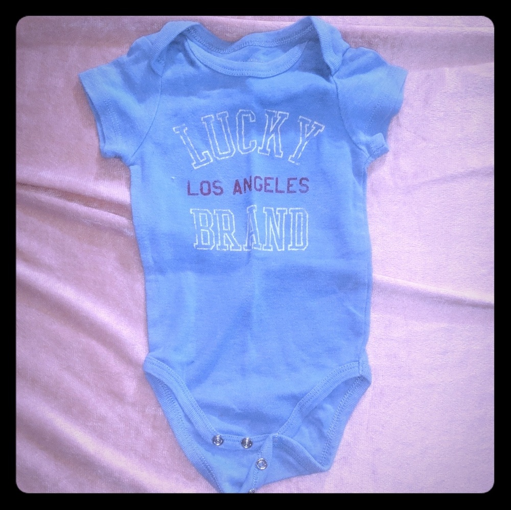 🆓 lucky brand 6-9 month onesie!